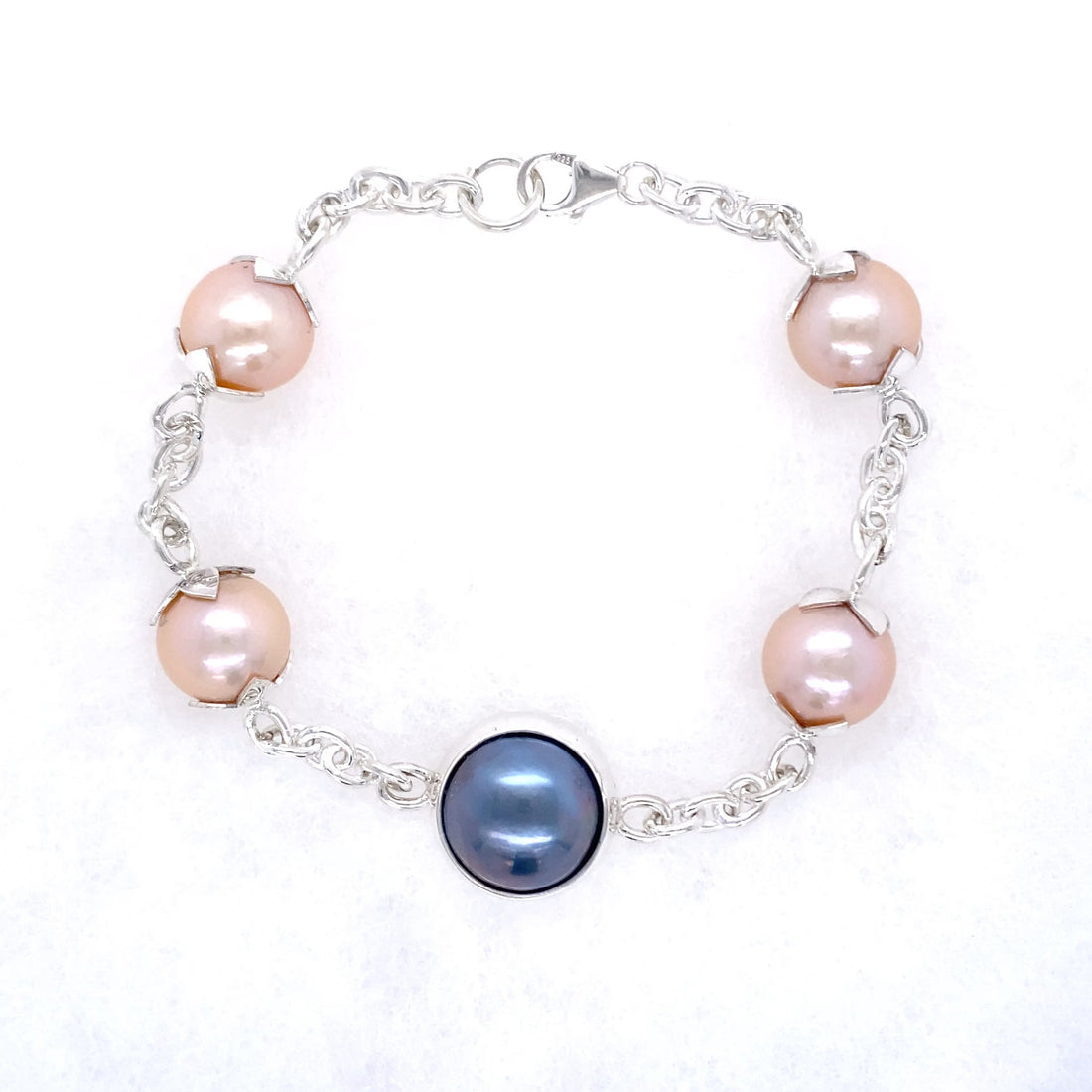 Hampton Pearl Bracelet