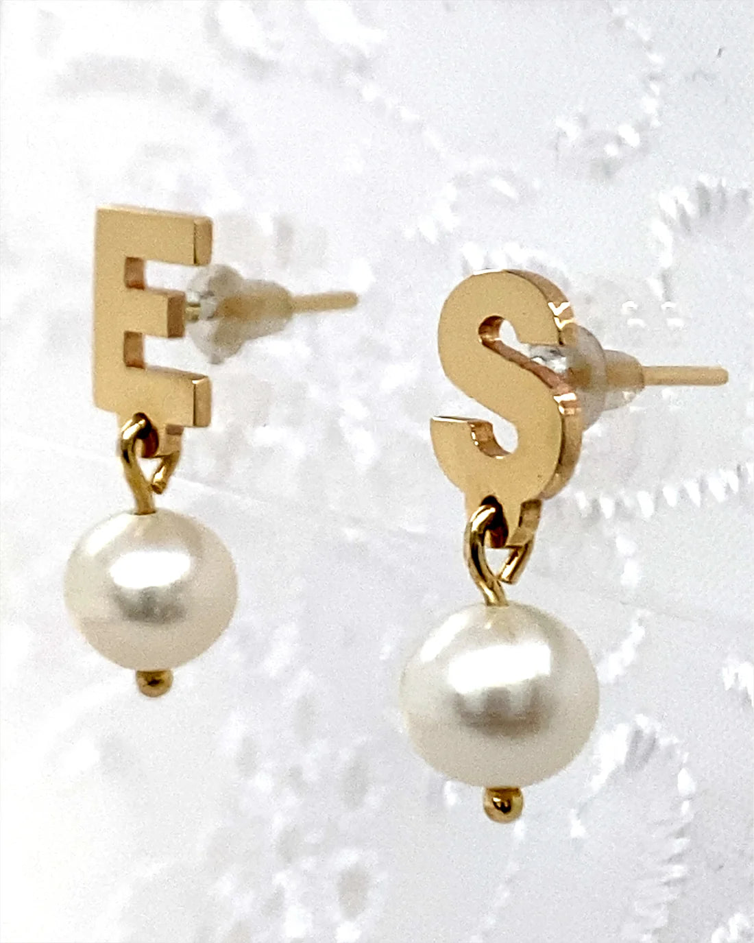It Girl Pearl Earrings