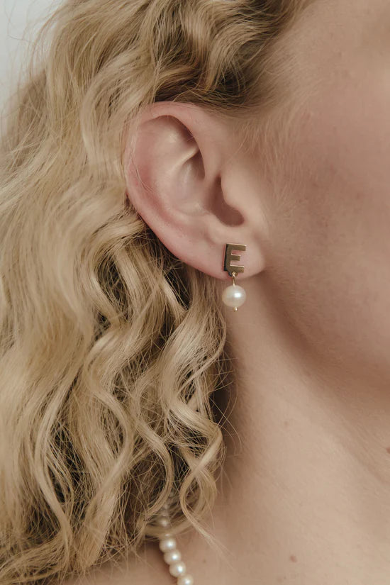 It Girl Pearl Earrings