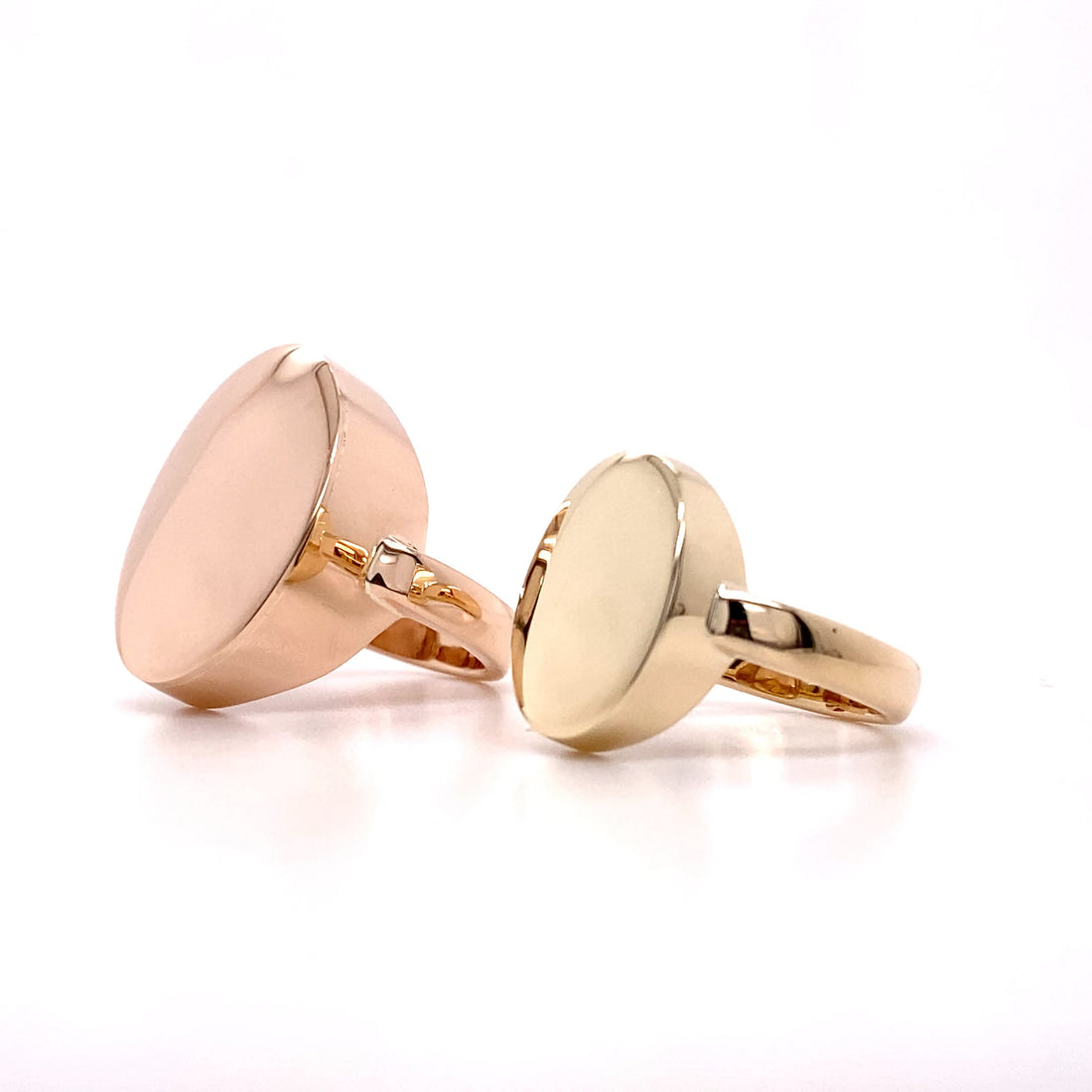 Medium signet ring