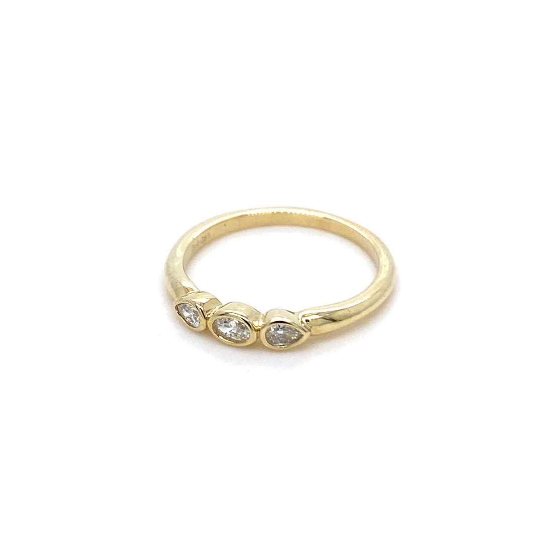 Umi Ring - Yellow Gold