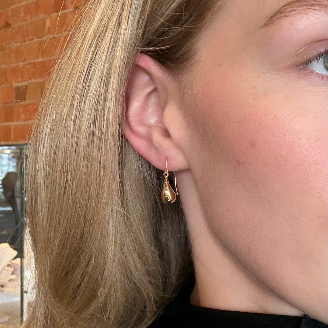 Tear Drop Earrings - Yellow Gold