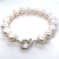 Anne Pearl Bracelet