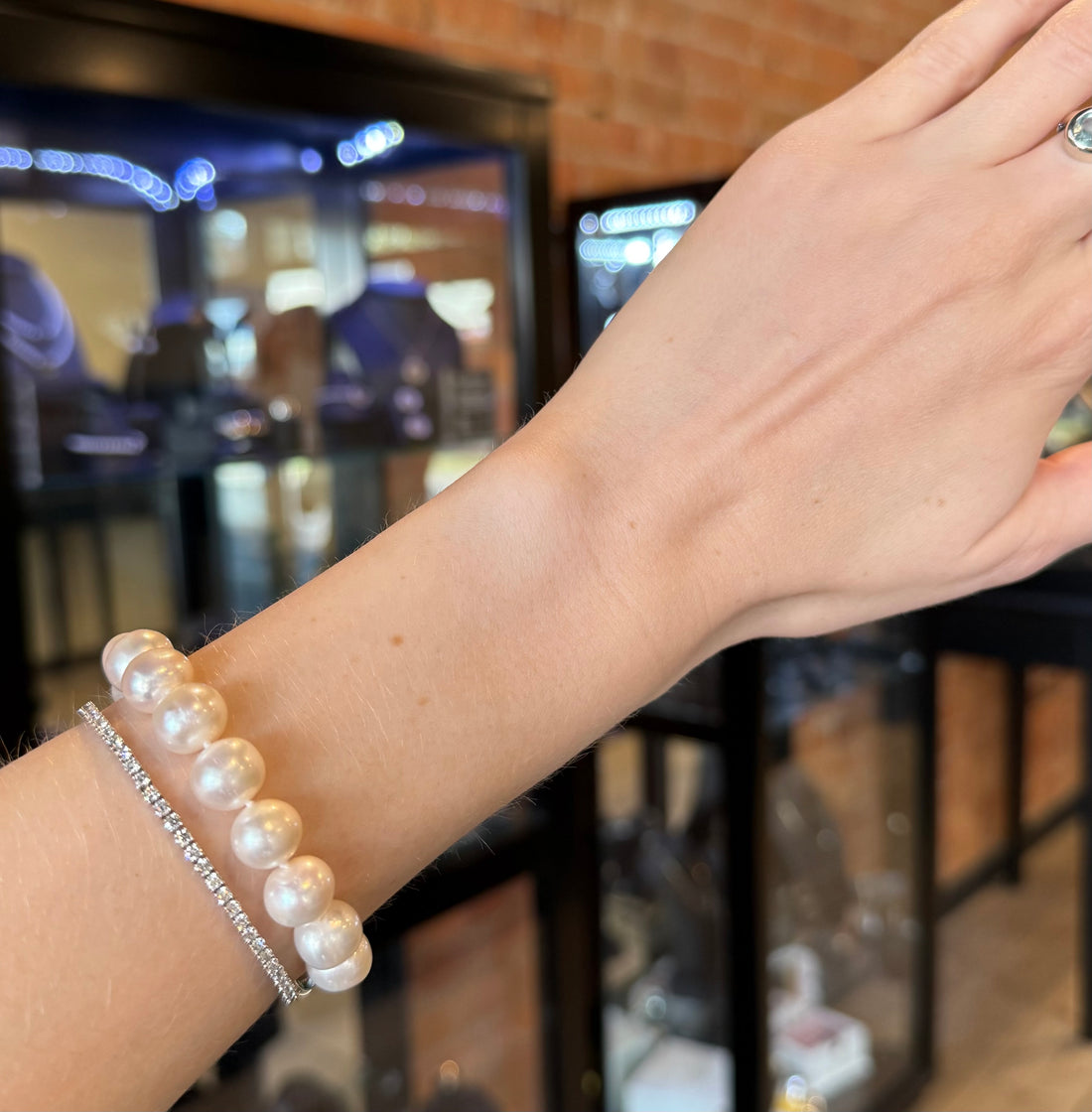 Anne Pearl Bracelet