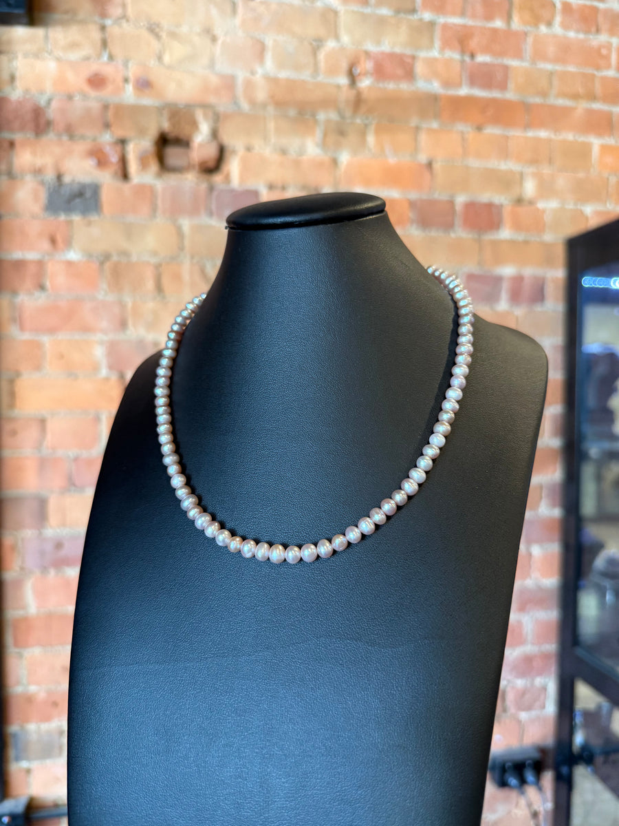 Penelope Pearl Necklace