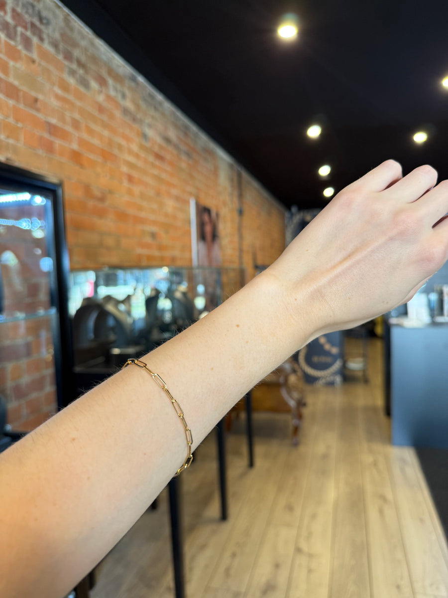 Bella Paperclip Bracelet - Gold