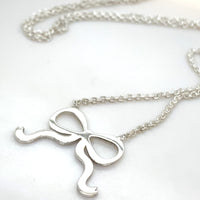 Bow Necklace